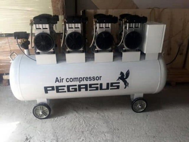 máy nén khí giá rẻ Pegasus TM-OF1100x4-330L